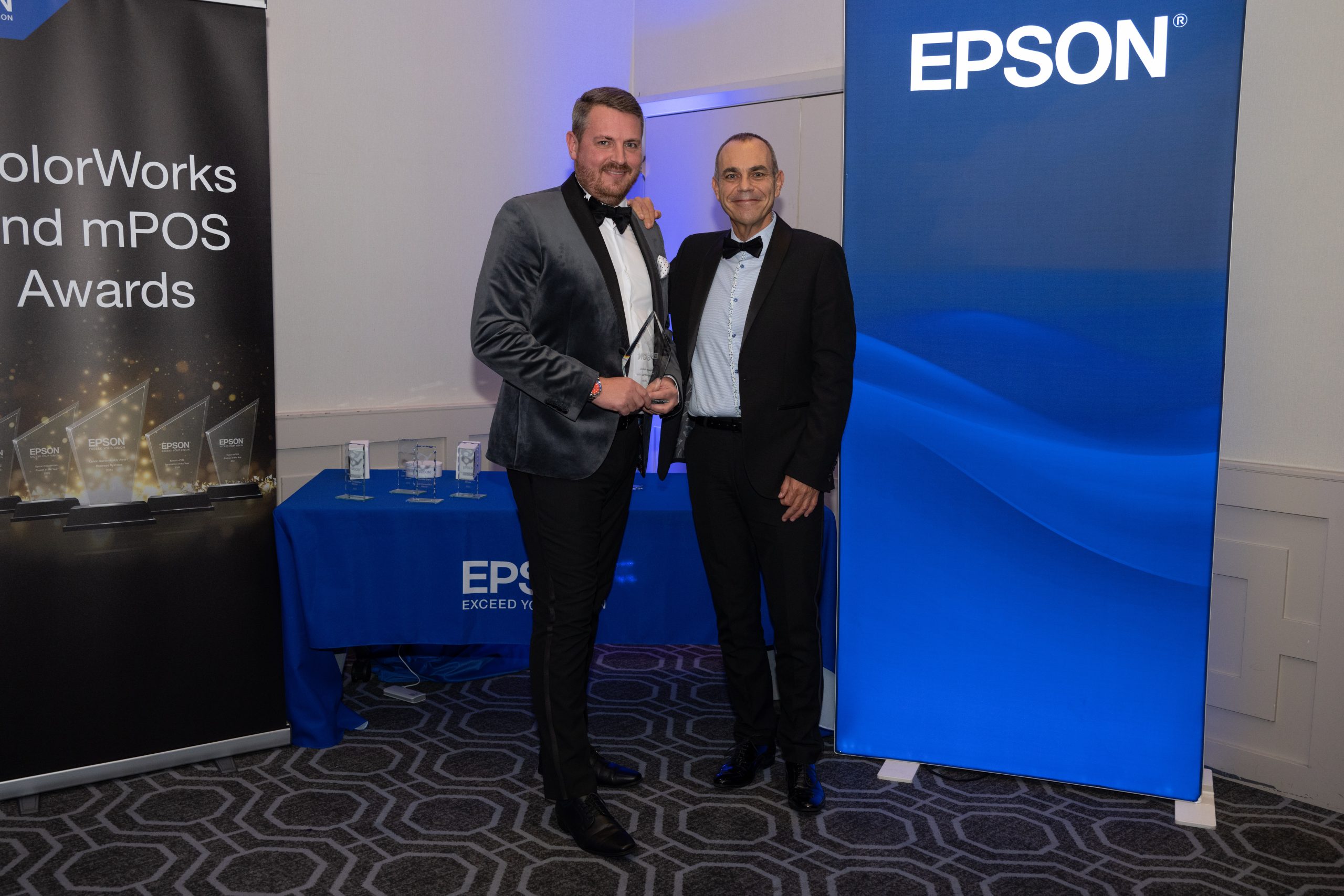 Epson celebrates top partners at 6th annual ColorWorks and mPOS Awards