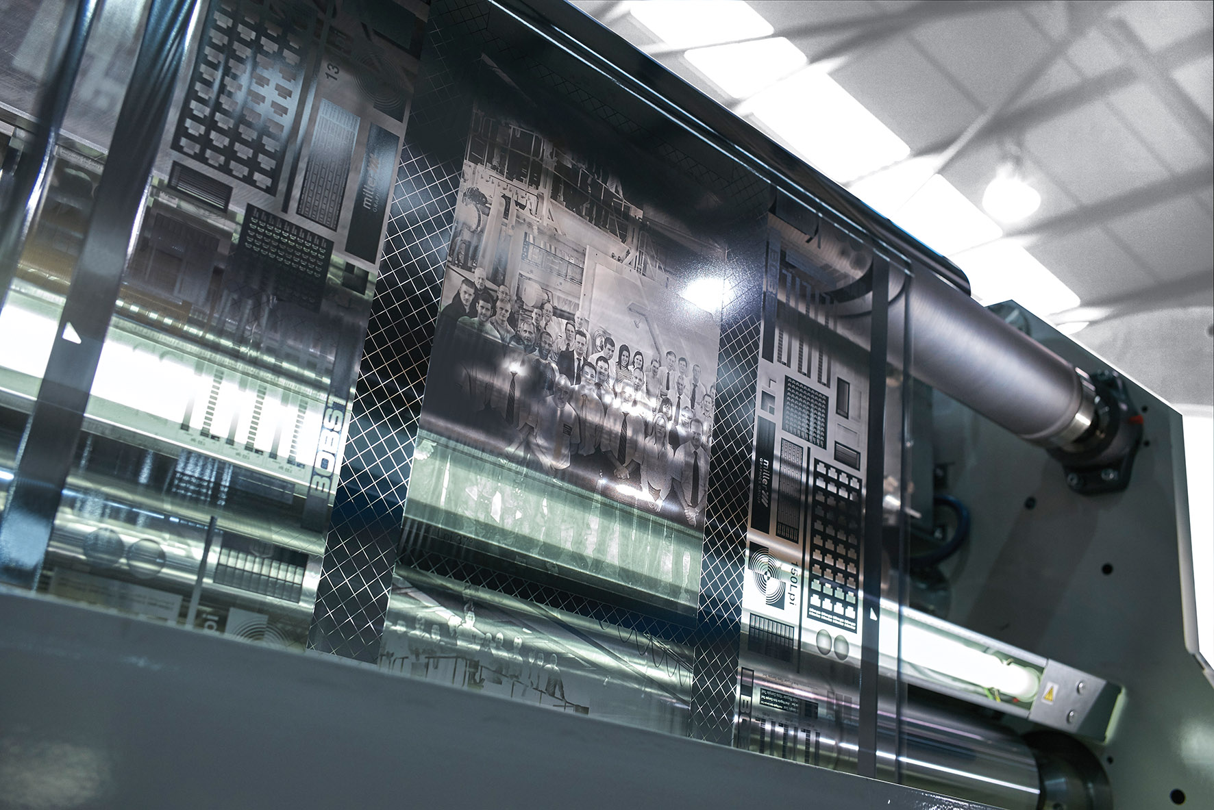 In-vacuum selective metallisation with the new SelectMet from BOBST