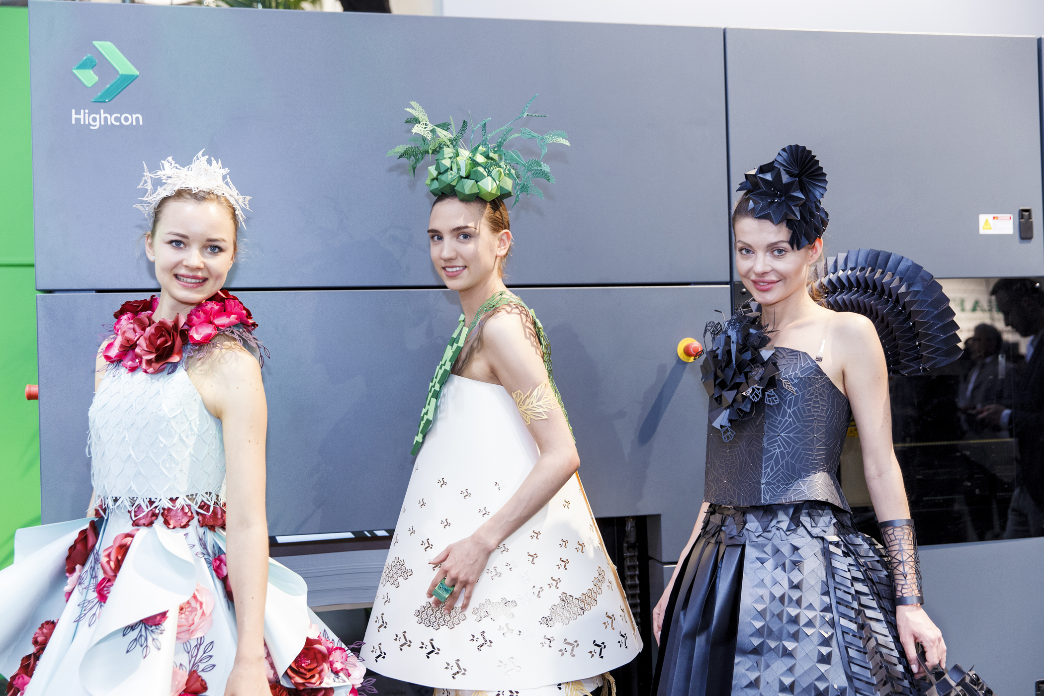 Customers line up for new Highcon digital cutting and creasing machines