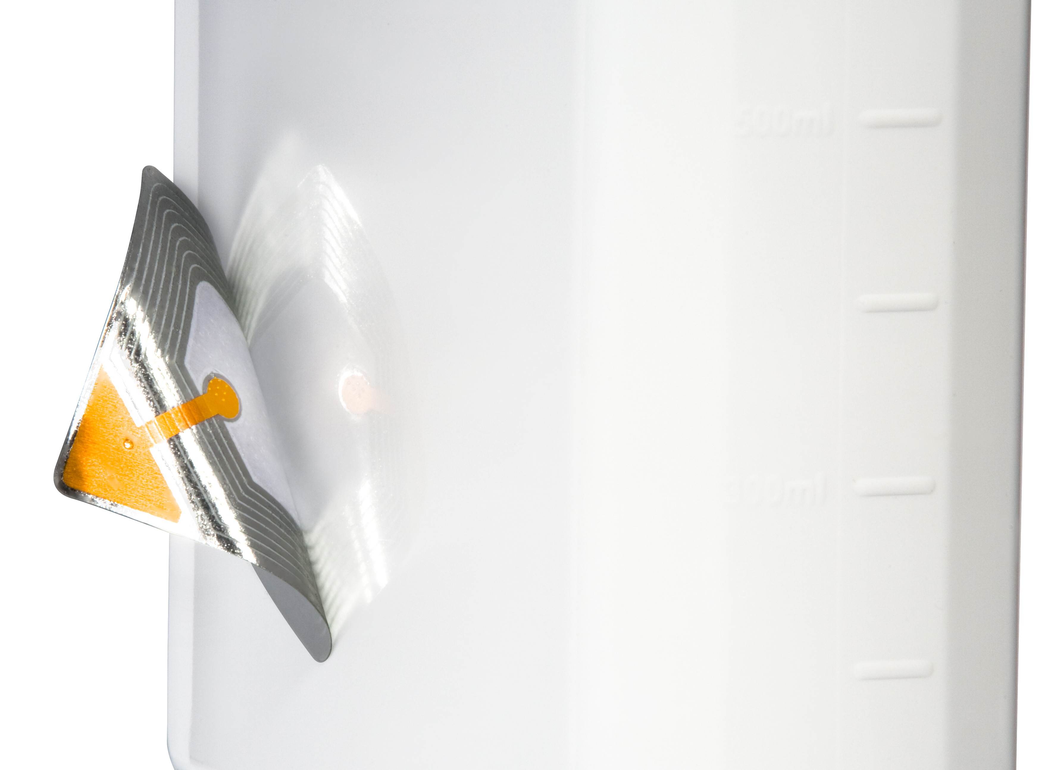 Anti-counterfeit labels lay the foundations for cosmetics confidence