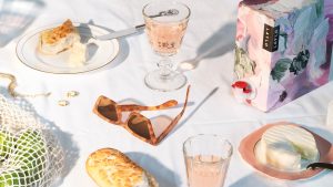 Luberon Rose lifestyle shot a 1