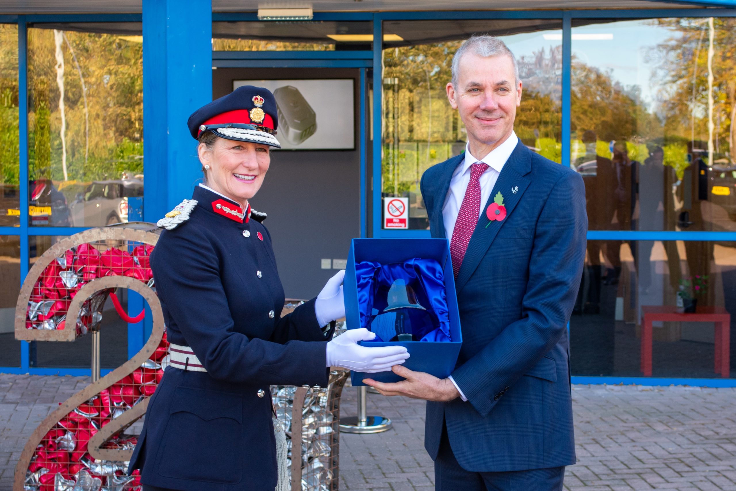 i2r bids farewell to retiring CEO