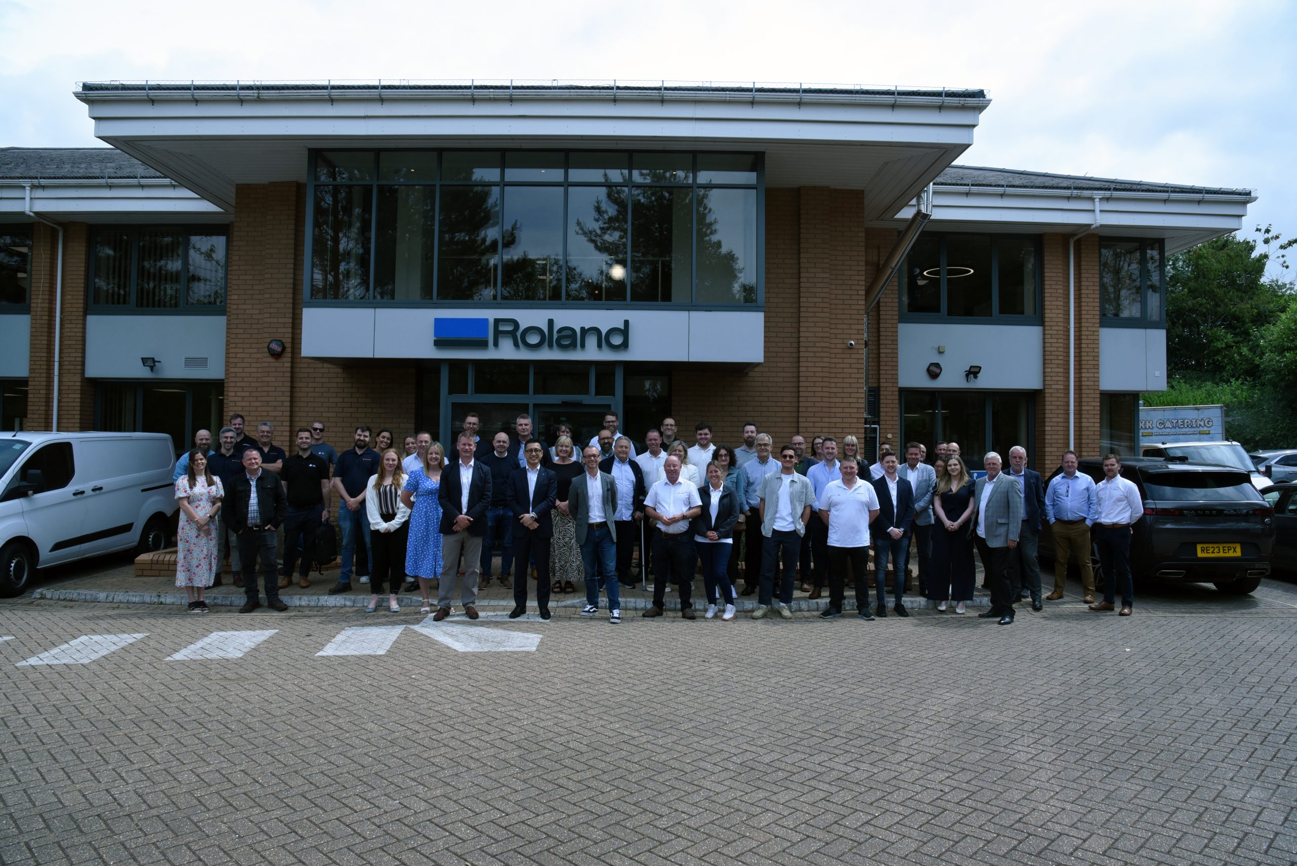 Roland DG Celebrates Grand Opening of New Bristol Office with Papergraphics Partnership