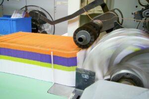 web Delivery table of the reeling machine